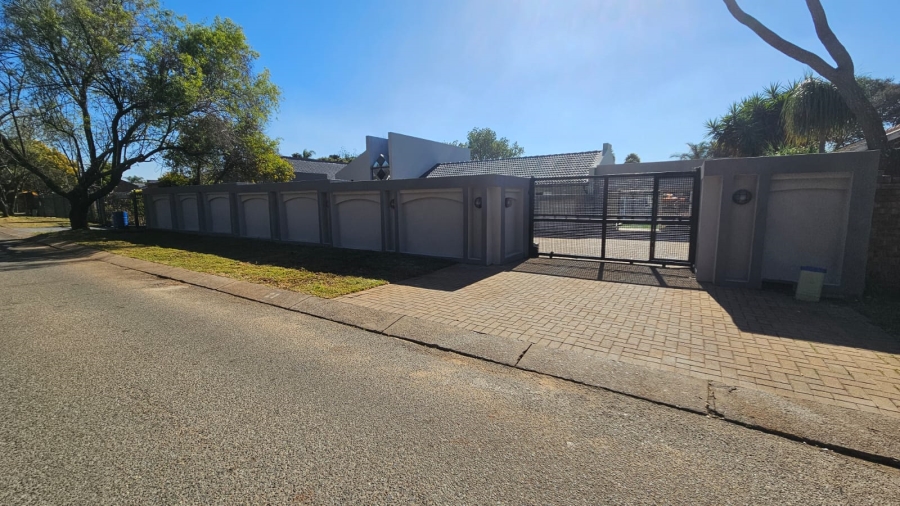 5 Bedroom Property for Sale in Wierda Park Gauteng