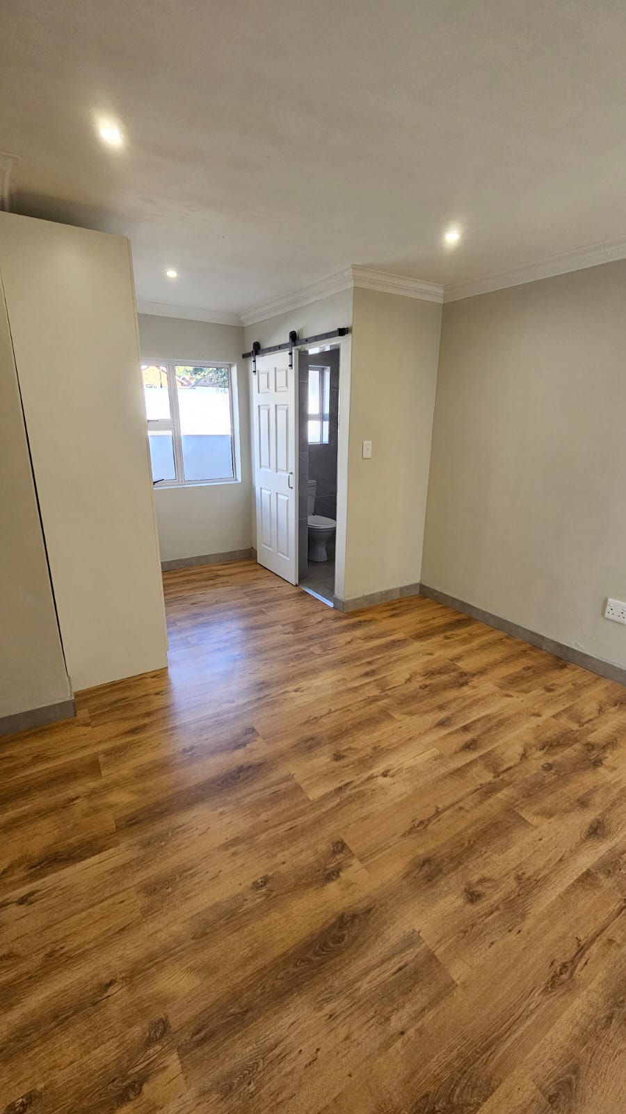 5 Bedroom Property for Sale in Wierda Park Gauteng