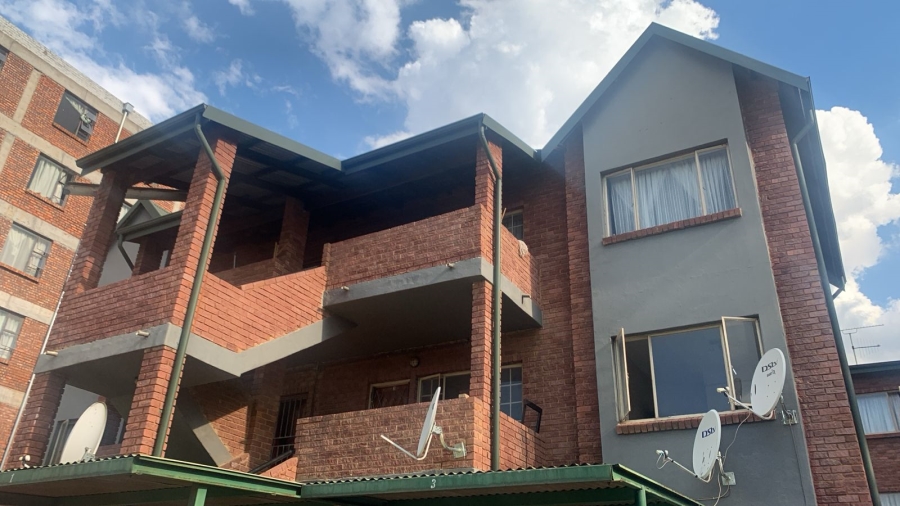 2 Bedroom Property for Sale in Pretoria West Gauteng
