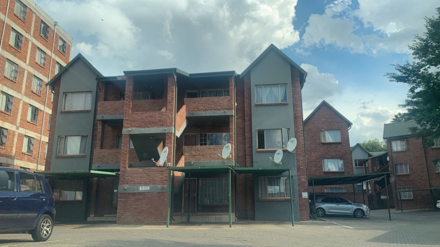2 Bedroom Property for Sale in Pretoria West Gauteng