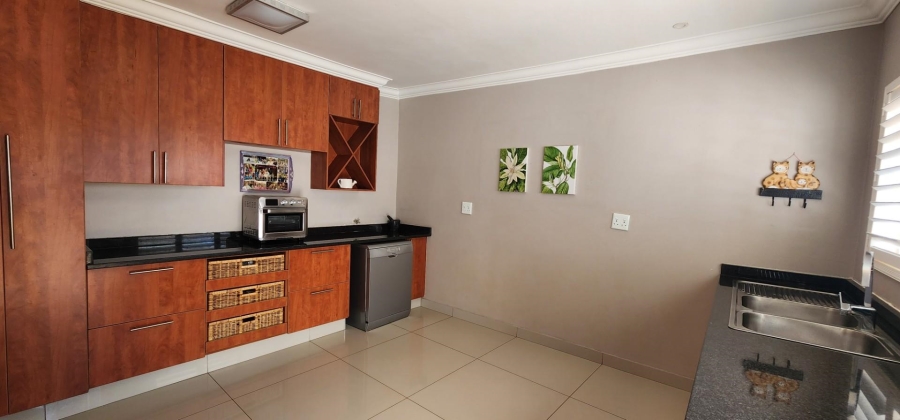 8 Bedroom Property for Sale in Bashewa A H Gauteng