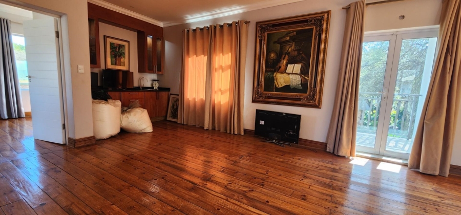 8 Bedroom Property for Sale in Bashewa A H Gauteng