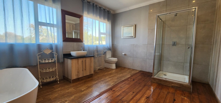 8 Bedroom Property for Sale in Bashewa A H Gauteng