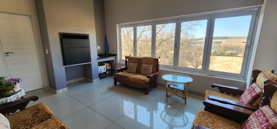 8 Bedroom Property for Sale in Bashewa A H Gauteng