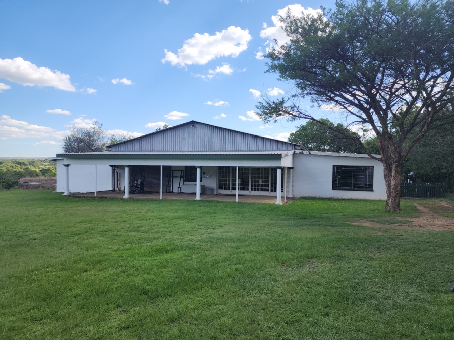 7 Bedroom Property for Sale in Boschkop A H Gauteng