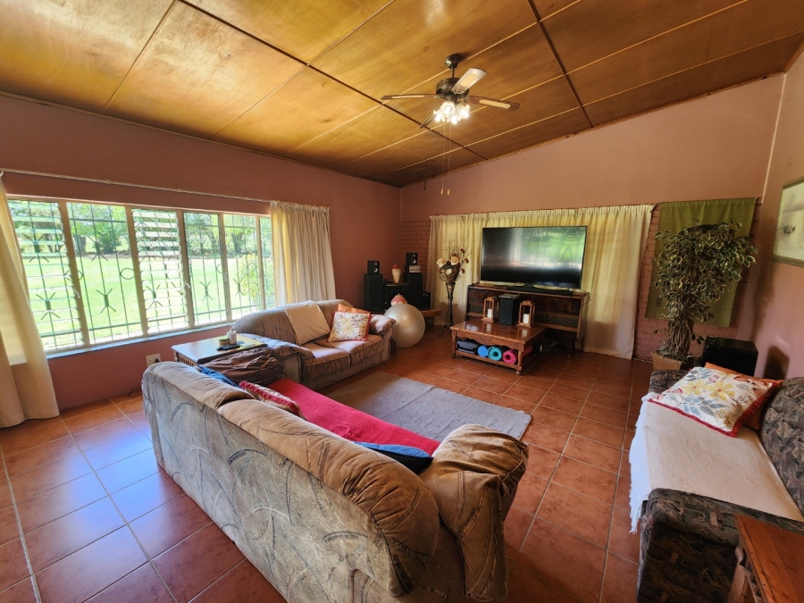 7 Bedroom Property for Sale in Boschkop A H Gauteng