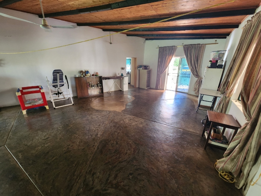 7 Bedroom Property for Sale in Boschkop A H Gauteng