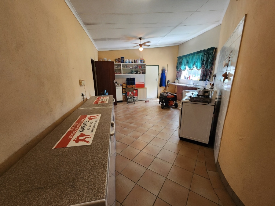 7 Bedroom Property for Sale in Boschkop A H Gauteng