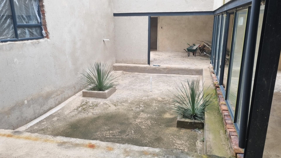 6 Bedroom Property for Sale in Tyger Valley Gauteng