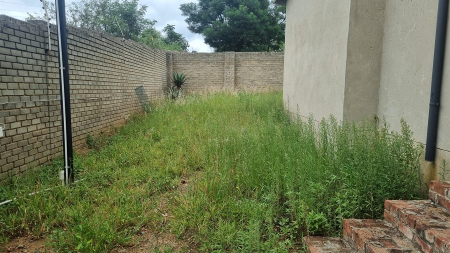 6 Bedroom Property for Sale in Tyger Valley Gauteng