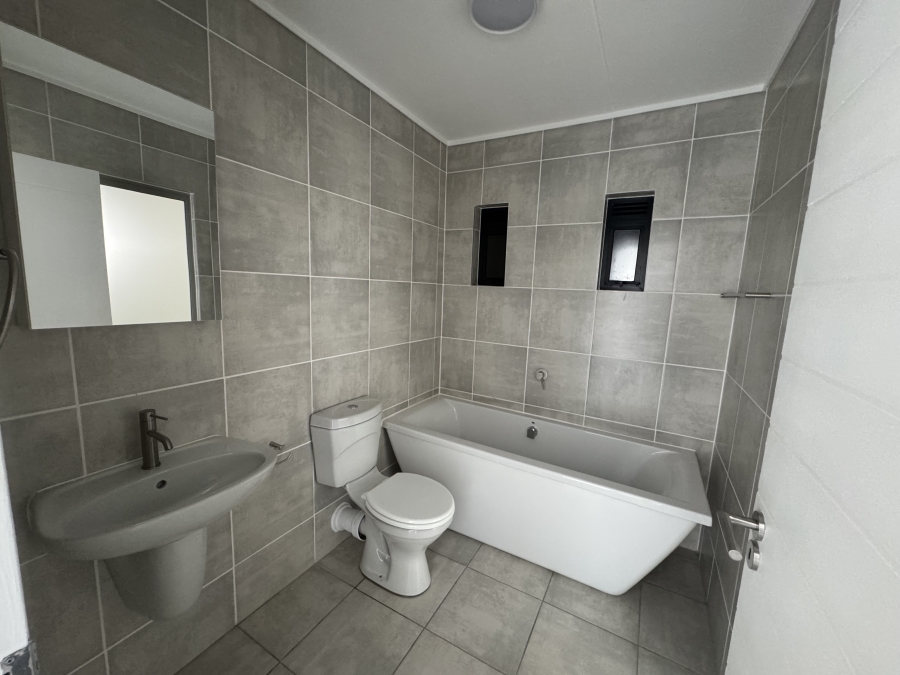 To Let 2 Bedroom Property for Rent in Mooikloof Gauteng