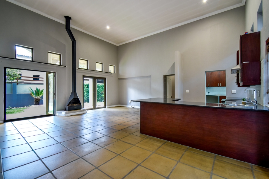 3 Bedroom Property for Sale in Silver Lakes Golf Estate Gauteng