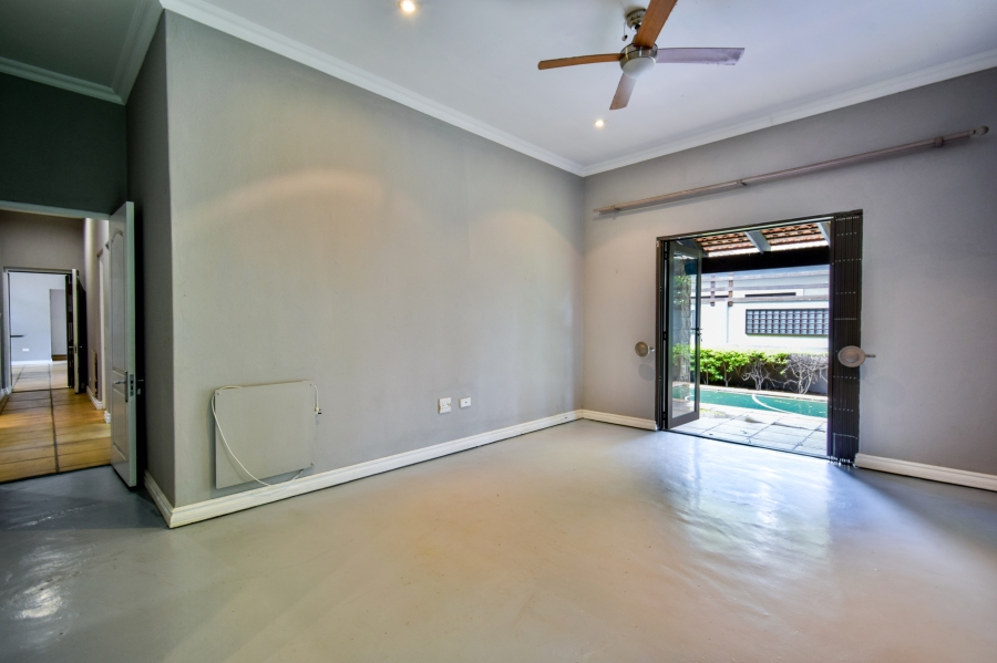 3 Bedroom Property for Sale in Silver Lakes Golf Estate Gauteng