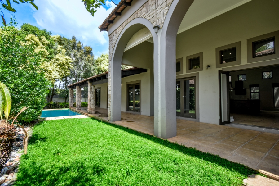 3 Bedroom Property for Sale in Silver Lakes Golf Estate Gauteng