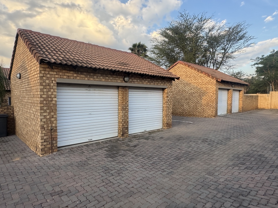 2 Bedroom Property for Sale in Moreleta Park Gauteng