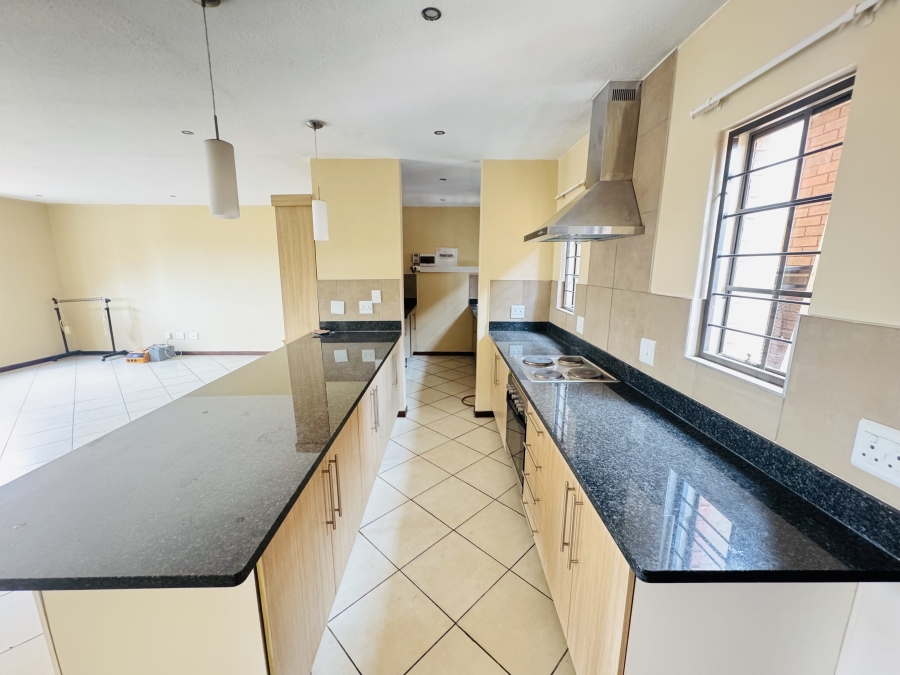 4 Bedroom Property for Sale in Mooikloof Ridge Gauteng
