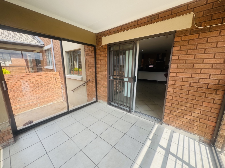4 Bedroom Property for Sale in Mooikloof Ridge Gauteng