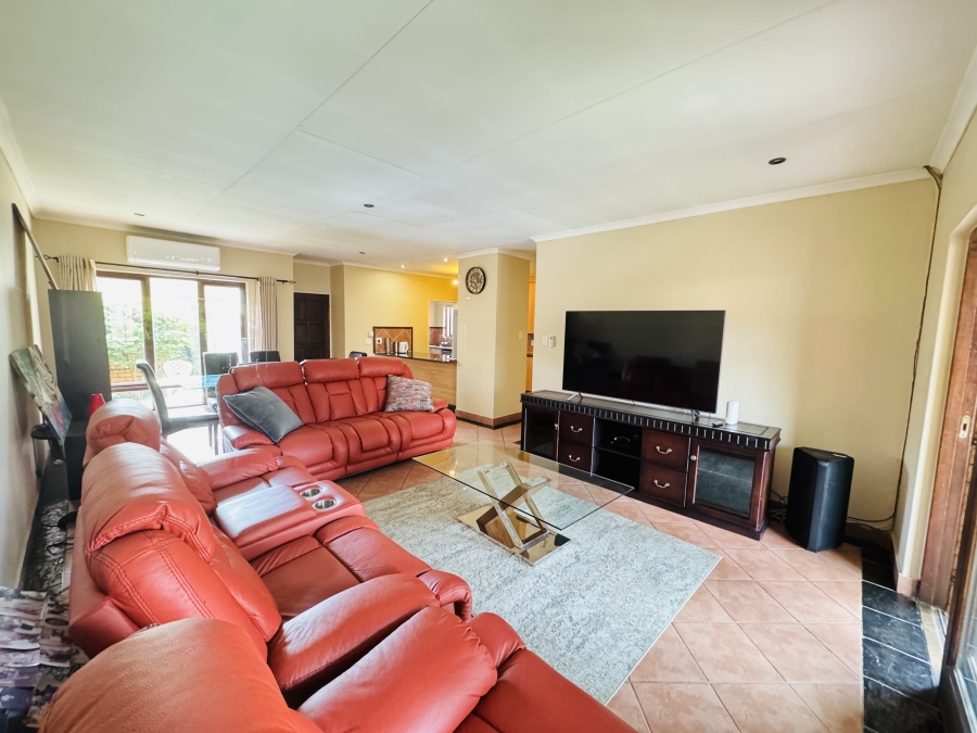 3 Bedroom Property for Sale in Mooikloof Ridge Gauteng