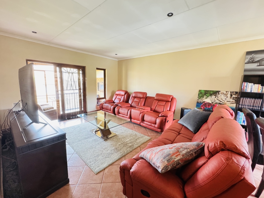3 Bedroom Property for Sale in Mooikloof Ridge Gauteng