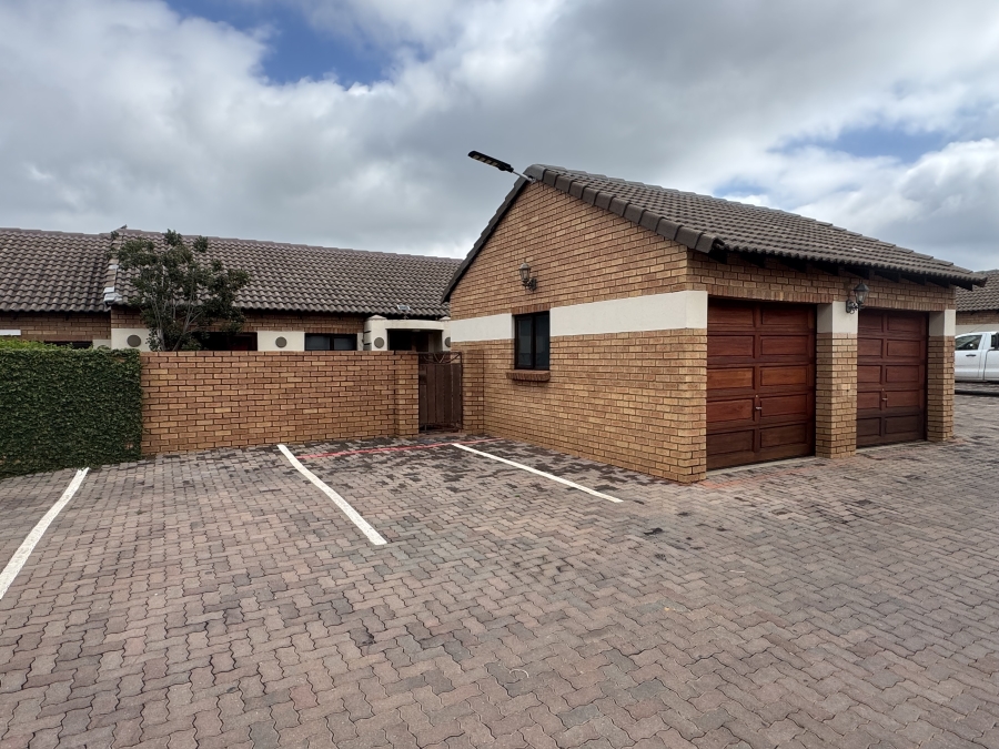 3 Bedroom Property for Sale in Mooikloof Ridge Gauteng