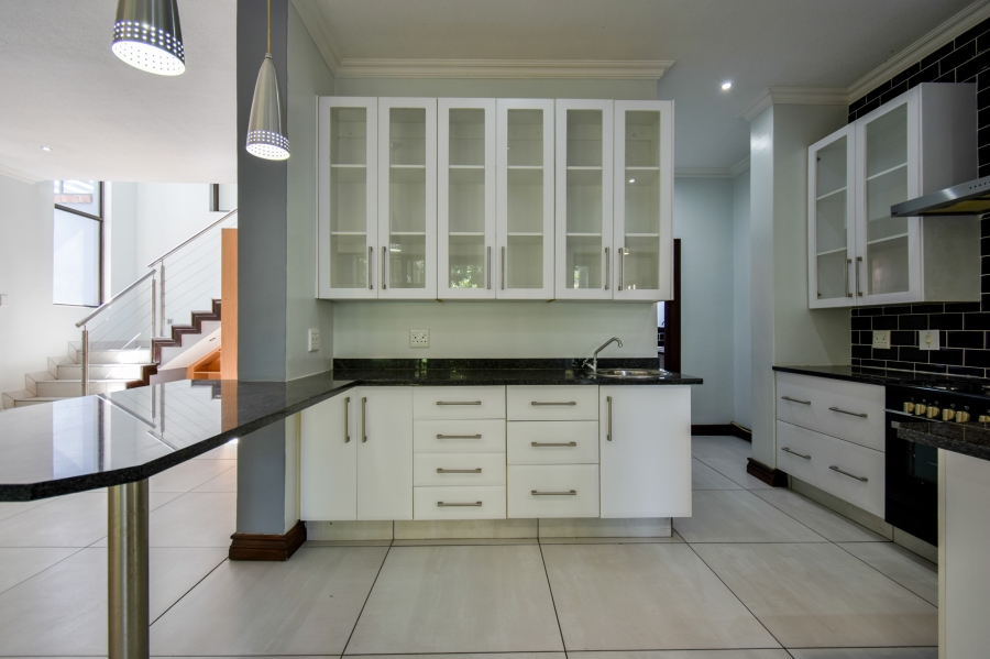 4 Bedroom Property for Sale in Olympus AH Gauteng