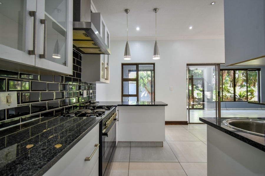 4 Bedroom Property for Sale in Olympus AH Gauteng