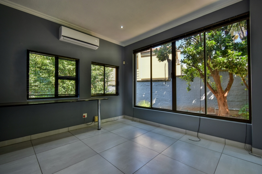 4 Bedroom Property for Sale in Olympus AH Gauteng