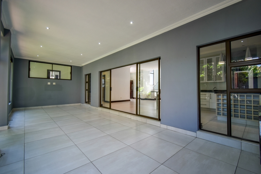 4 Bedroom Property for Sale in Olympus AH Gauteng