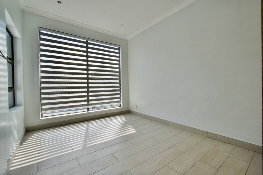 4 Bedroom Property for Sale in Olympus AH Gauteng