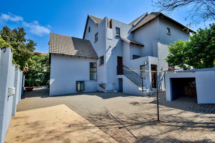 4 Bedroom Property for Sale in Olympus AH Gauteng