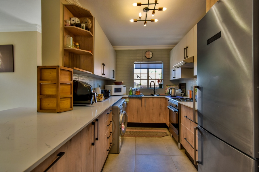 3 Bedroom Property for Sale in The Wilds Gauteng