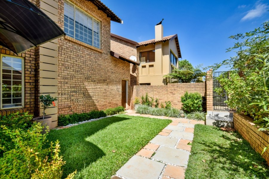 3 Bedroom Property for Sale in The Wilds Gauteng