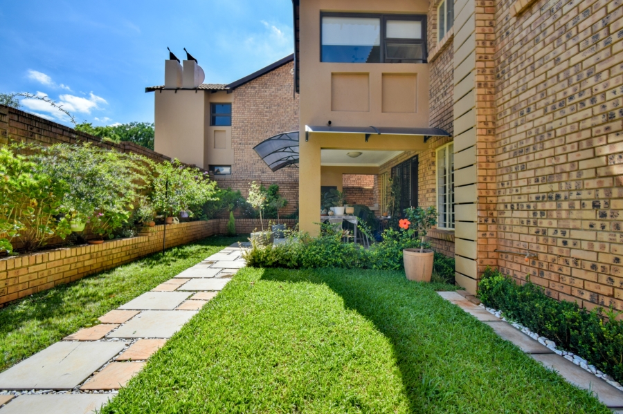 3 Bedroom Property for Sale in The Wilds Gauteng