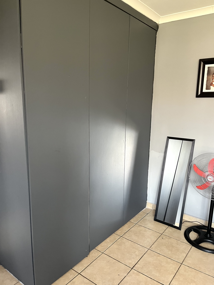 To Let 3 Bedroom Property for Rent in Rooihuiskraal Gauteng