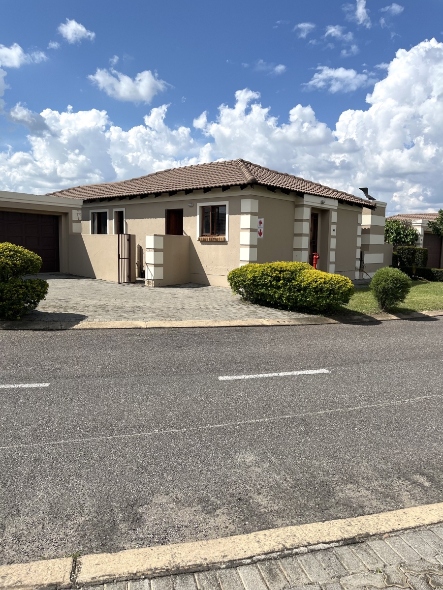 To Let 3 Bedroom Property for Rent in Rooihuiskraal Gauteng