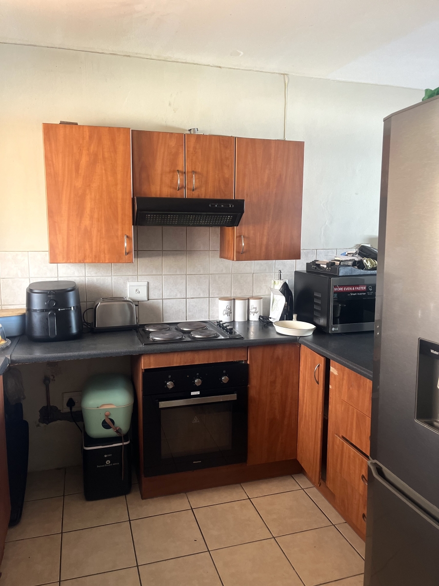 2 Bedroom Property for Sale in Halfway Gardens Gauteng