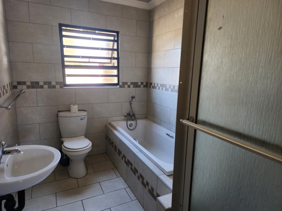 3 Bedroom Property for Sale in Boschkop A H Gauteng