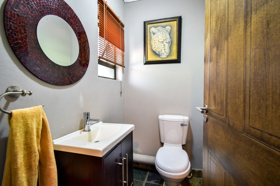 10 Bedroom Property for Sale in Rietvlei View Gauteng