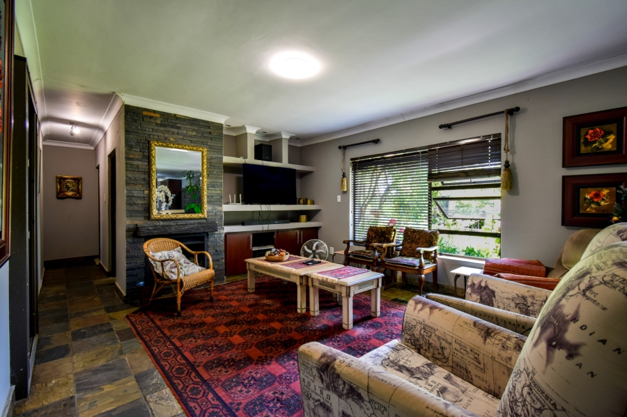 10 Bedroom Property for Sale in Rietvlei View Gauteng