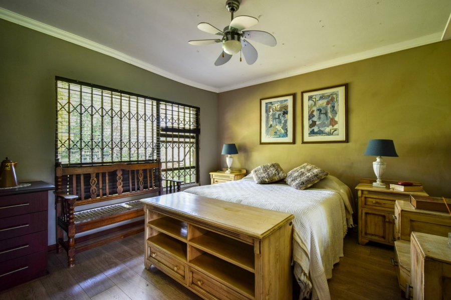 10 Bedroom Property for Sale in Rietvlei View Gauteng