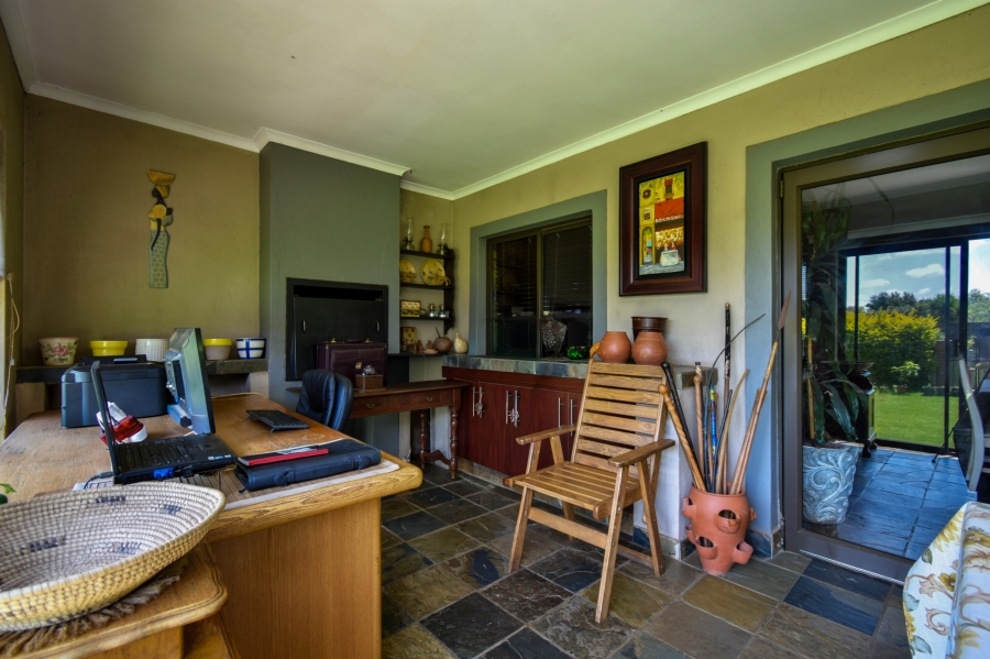 10 Bedroom Property for Sale in Rietvlei View Gauteng