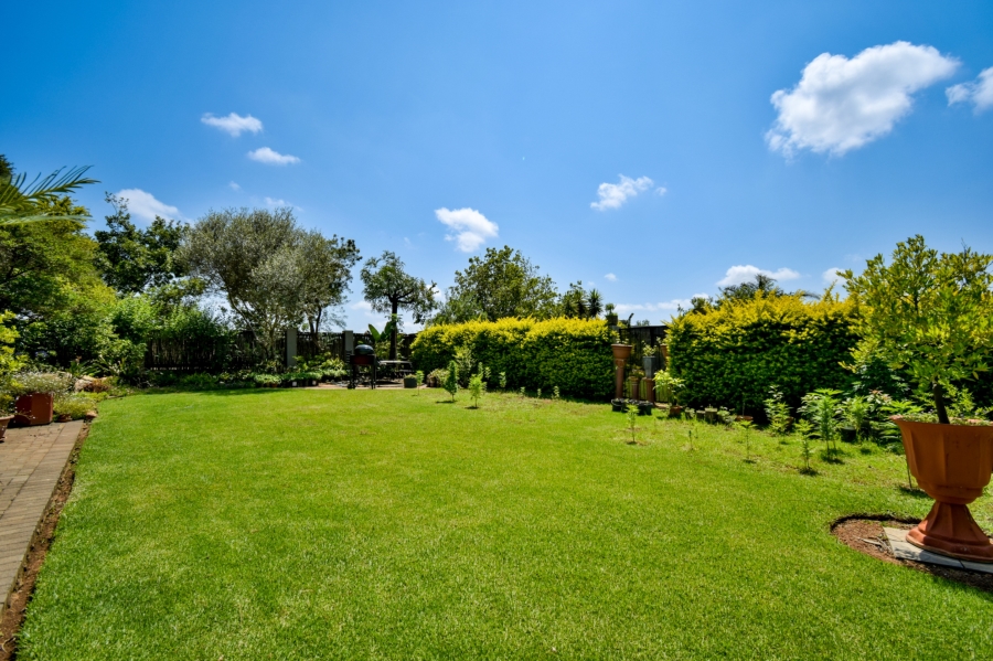 10 Bedroom Property for Sale in Rietvlei View Gauteng