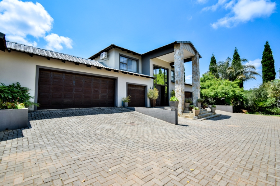 10 Bedroom Property for Sale in Rietvlei View Gauteng