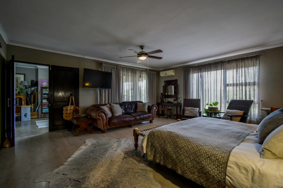 10 Bedroom Property for Sale in Rietvlei View Gauteng