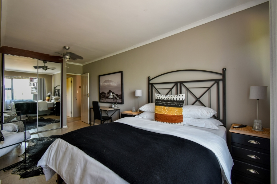 10 Bedroom Property for Sale in Rietvlei View Gauteng