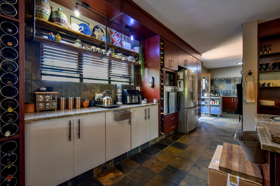 10 Bedroom Property for Sale in Rietvlei View Gauteng