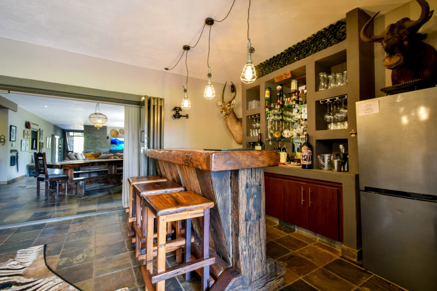 10 Bedroom Property for Sale in Rietvlei View Gauteng