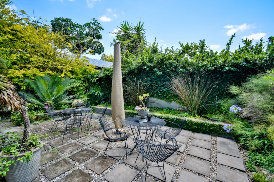 10 Bedroom Property for Sale in Rietvlei View Gauteng