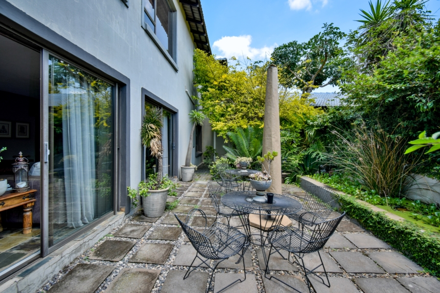 10 Bedroom Property for Sale in Rietvlei View Gauteng