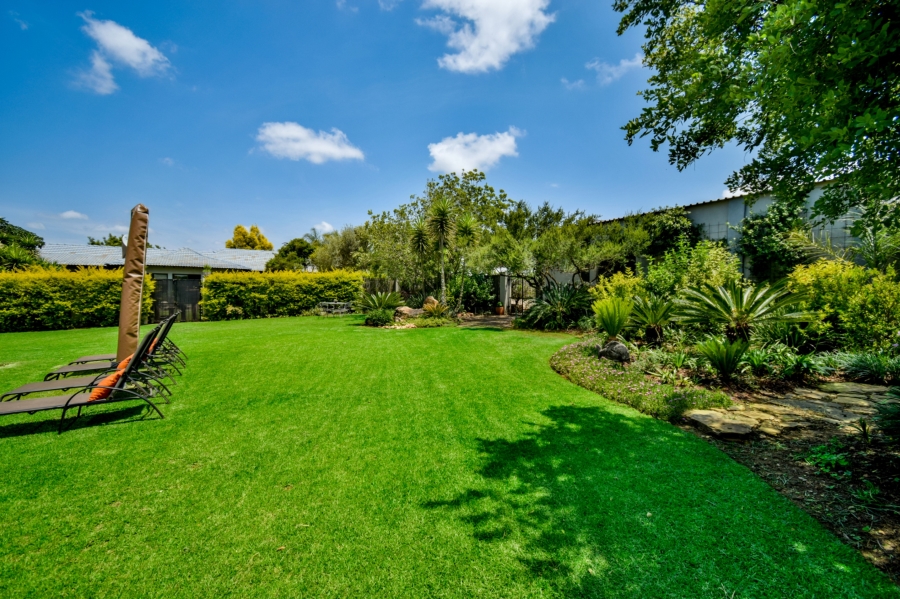 10 Bedroom Property for Sale in Rietvlei View Gauteng